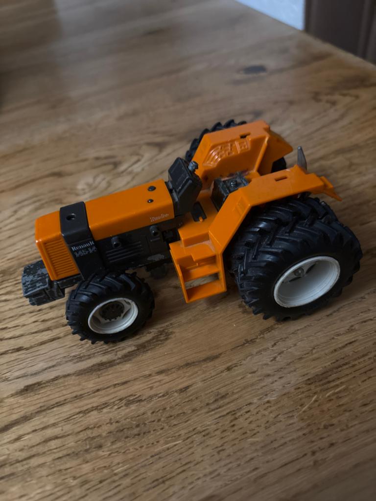 Renault 145-14 Speelgoed Tractor, Ophalen of Verzenden, Gebruikt, Jongen of Meisje
