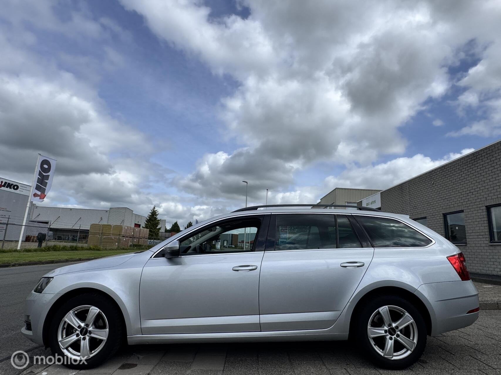 Skoda Octavia Combi 1.6 TDI Greentech Ambition Business|BTW, Auto's, Voorwielaandrijving, 1227 kg, Euro 6, 4 cilinders