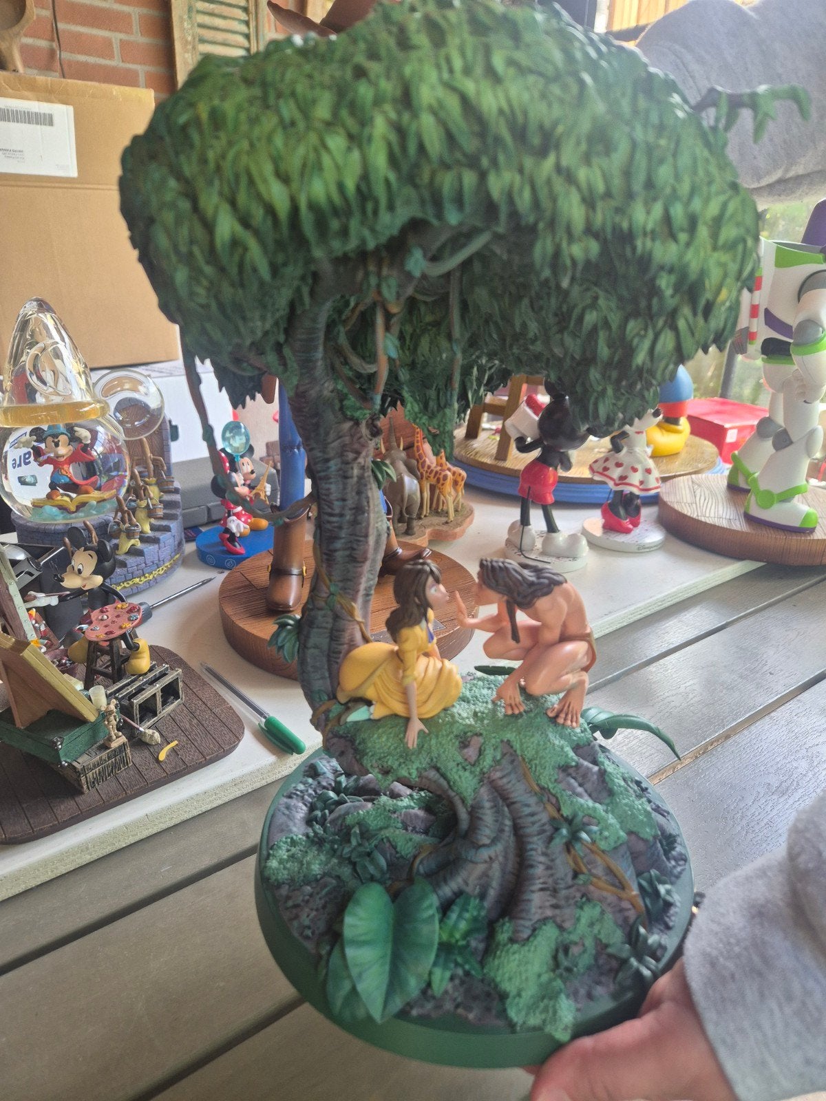 Disney tarzan light up tree, Ophalen of Verzenden, Zo goed als nieuw, Beeldje of Figuurtje