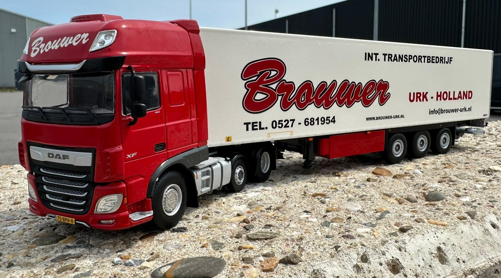 WSI Brouwer Urk, Hobby en Vrije tijd, Modelauto's | 1:50, Ophalen of Verzenden, Nieuw, Bus of Vrachtwagen, Wsi