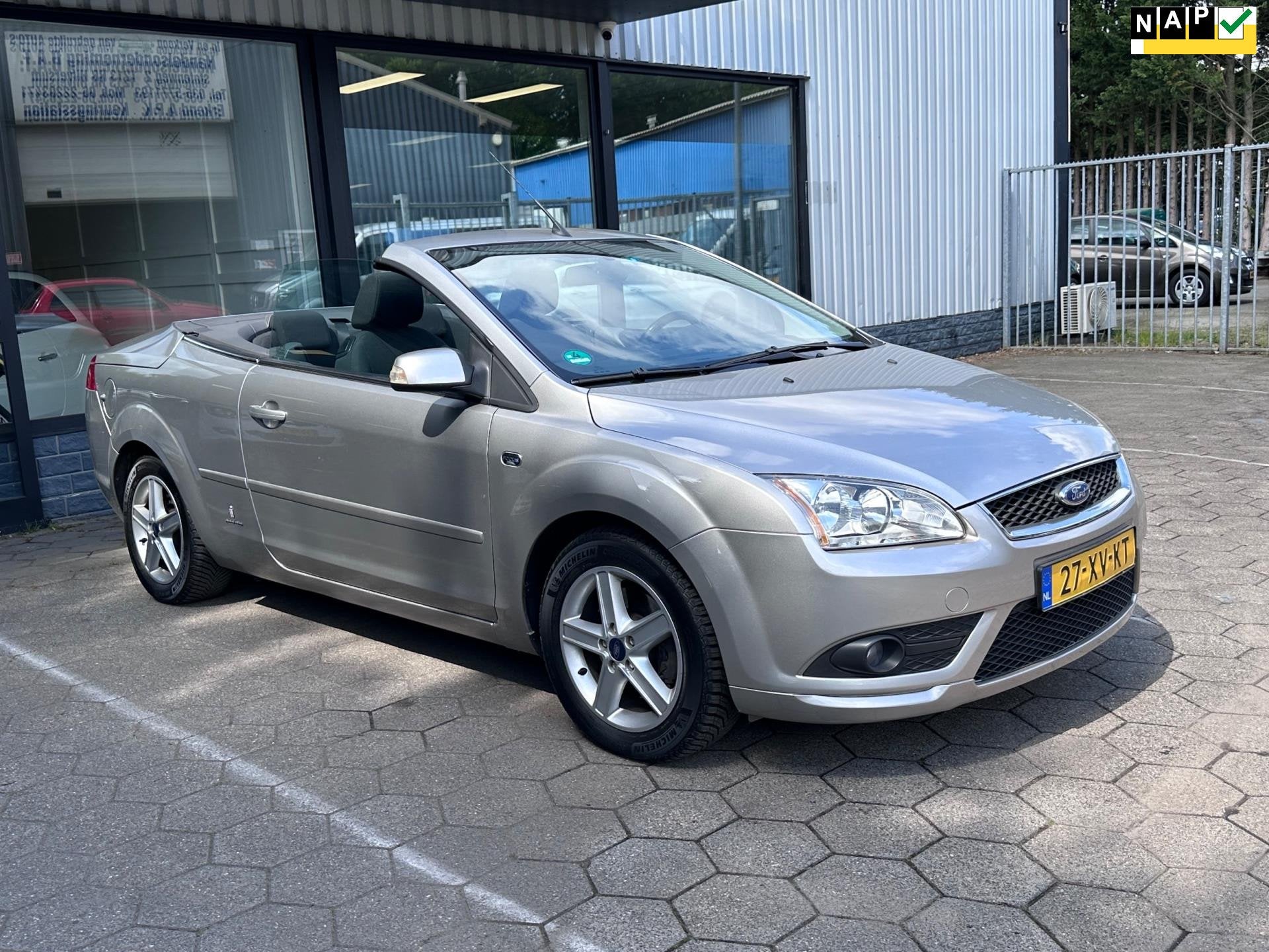 Ford Focus Coupé-Cabriolet 2.0-16V Trend* Airco*Nieuwe APK/, 1350 kg, Stof, Gebruikt, Cabriolet
