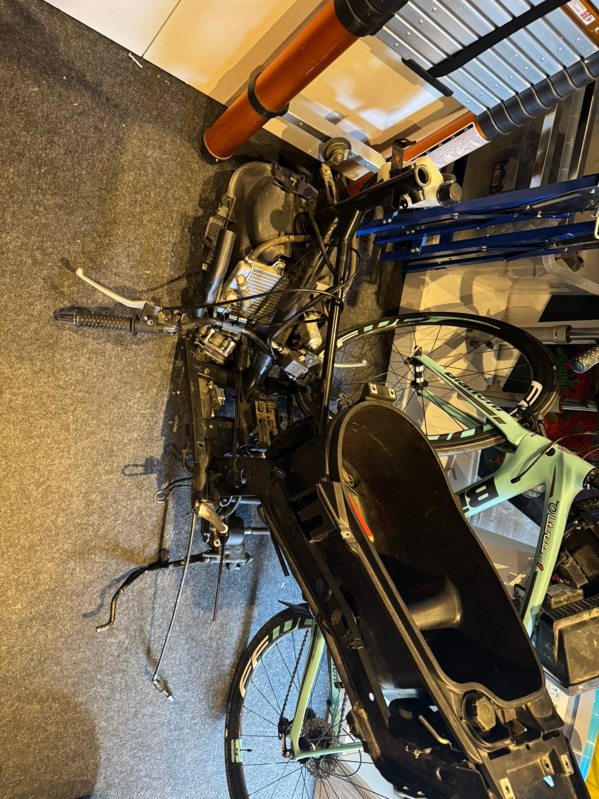 Twee gilera 180cc frames, Ophalen of Verzenden