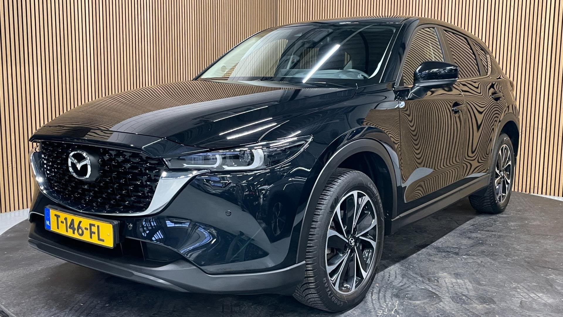 Foto 3 van Mazda CX-5 2.0 e-SkyActiv-G M Hybrid 165 Advantage|AUTOMAAT|
