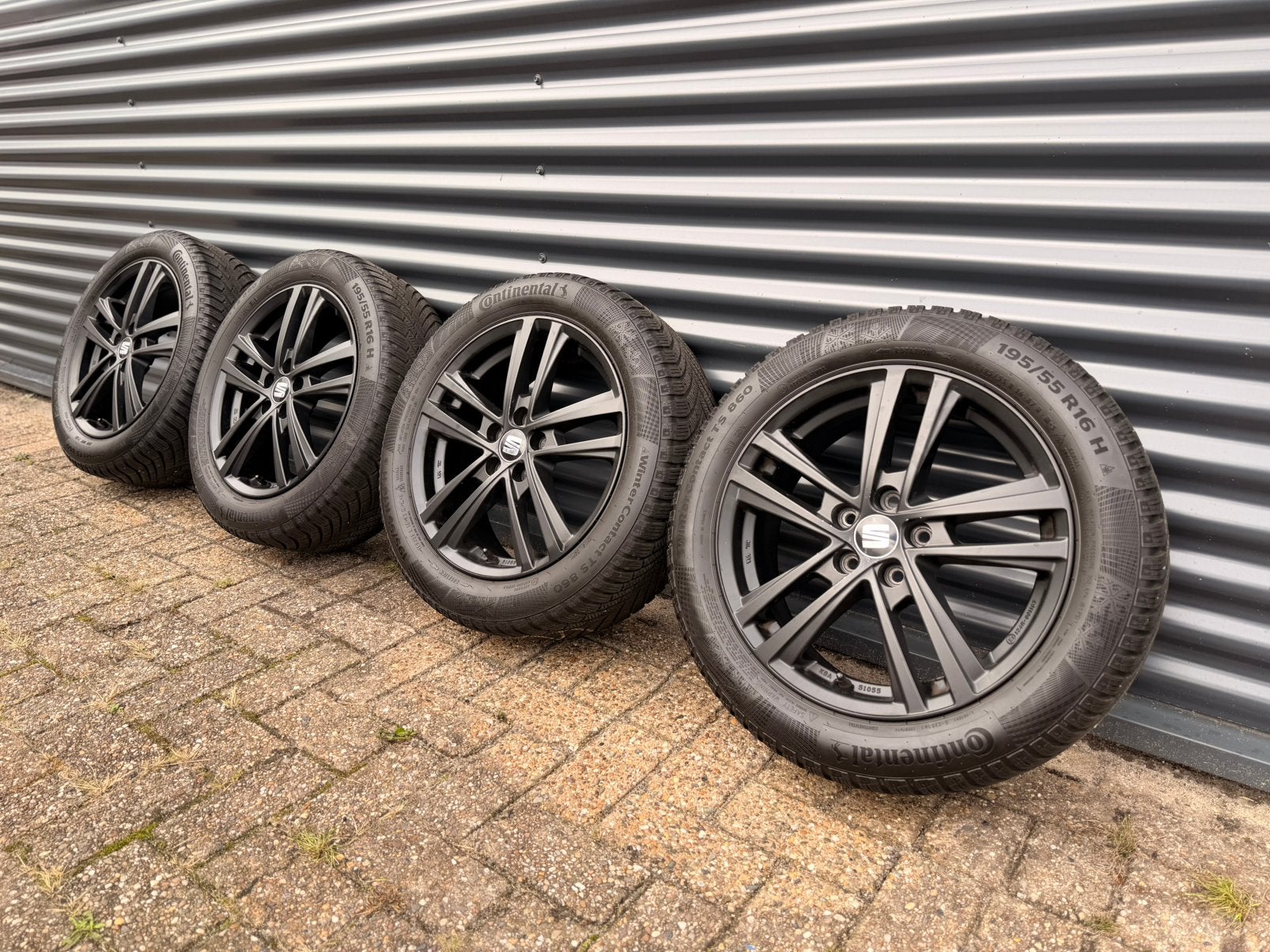 SEAT Ibiza 16 inch 5x100 Winter KJ 6F FR Polo AW 2G A1 GB, Ophalen, Gebruikt, 16 inch, Banden en Velgen