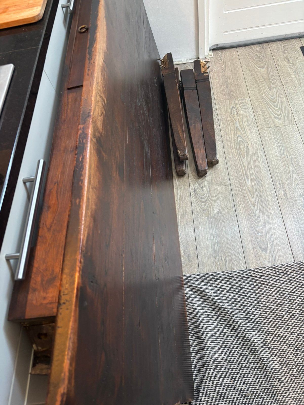 Eettafel en salontafel gratis, Doe-het-zelf en Verbouw, Hout en Planken, Ophalen, Minder dan 25 mm, Zo goed als nieuw, Pallet