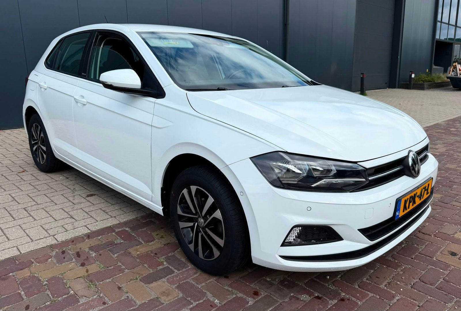 Volkswagen Polo 1.0 TSI 95pk 2020 Wit, Auto's, Voorwielaandrijving, 95 pk, 1055 kg, Wit