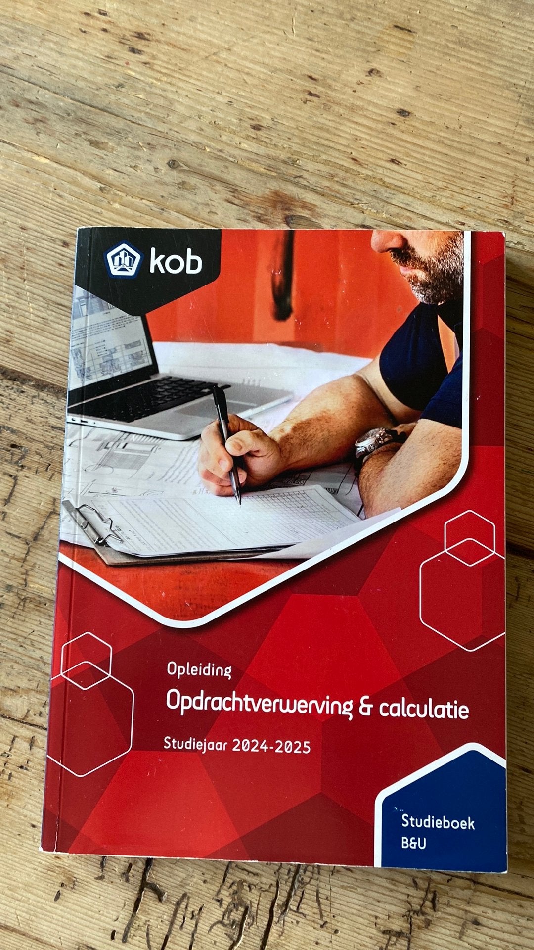 Studieboek opdrachtwerving & calculatie 2024-2025, Ophalen of Verzenden, Beta, Zo goed als nieuw, HBO