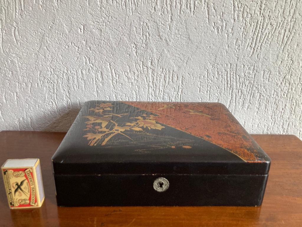 Antiek Chinees sieradendoosje met ingelegd parelmoer kistje, Antiek en Kunst, Ophalen of Verzenden