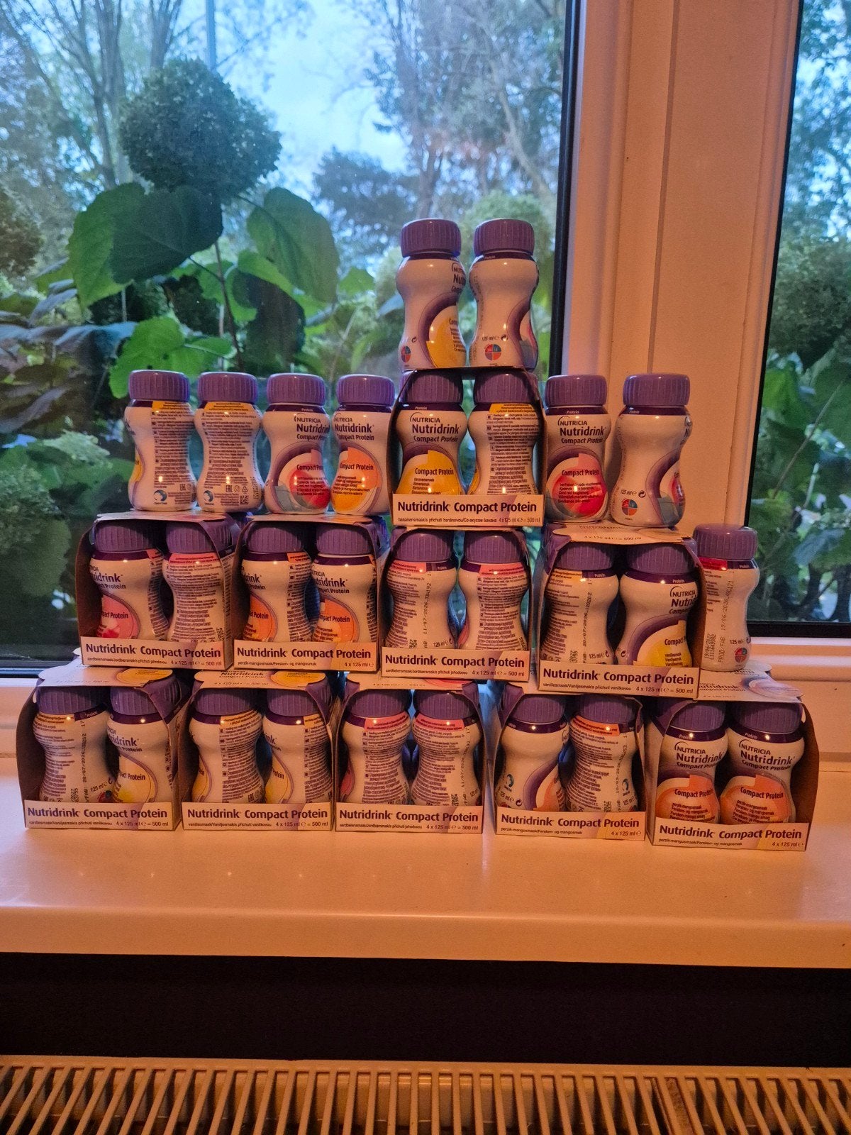 Nieuwe flesjes compact proteïn. nieuw 3.95 per fles, nu €1.1, Diversen, Ophalen of Verzenden