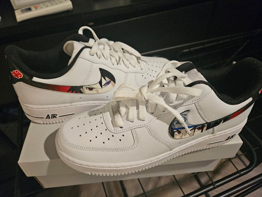 Te koop: Nike Air Force 1 Naruto/Akatsuki Custom in maat 43., Wit, Nike, Nieuw, Ophalen of Verzenden