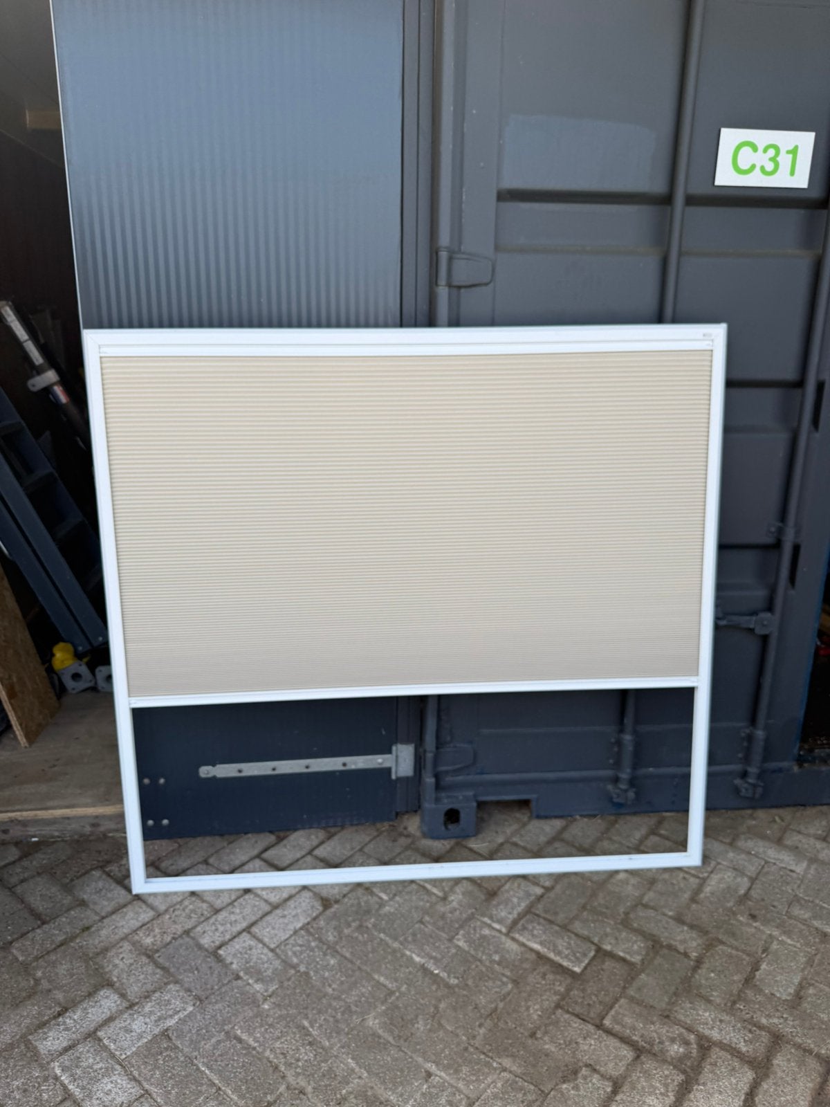 Zonwering screen, Ophalen, Zo goed als nieuw, Crème