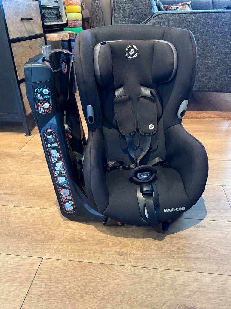 Maxi cosi axiss draaibare kinder autostoel, Ophalen, Autogordel, 9 t/m 18 kg, Zo goed als nieuw