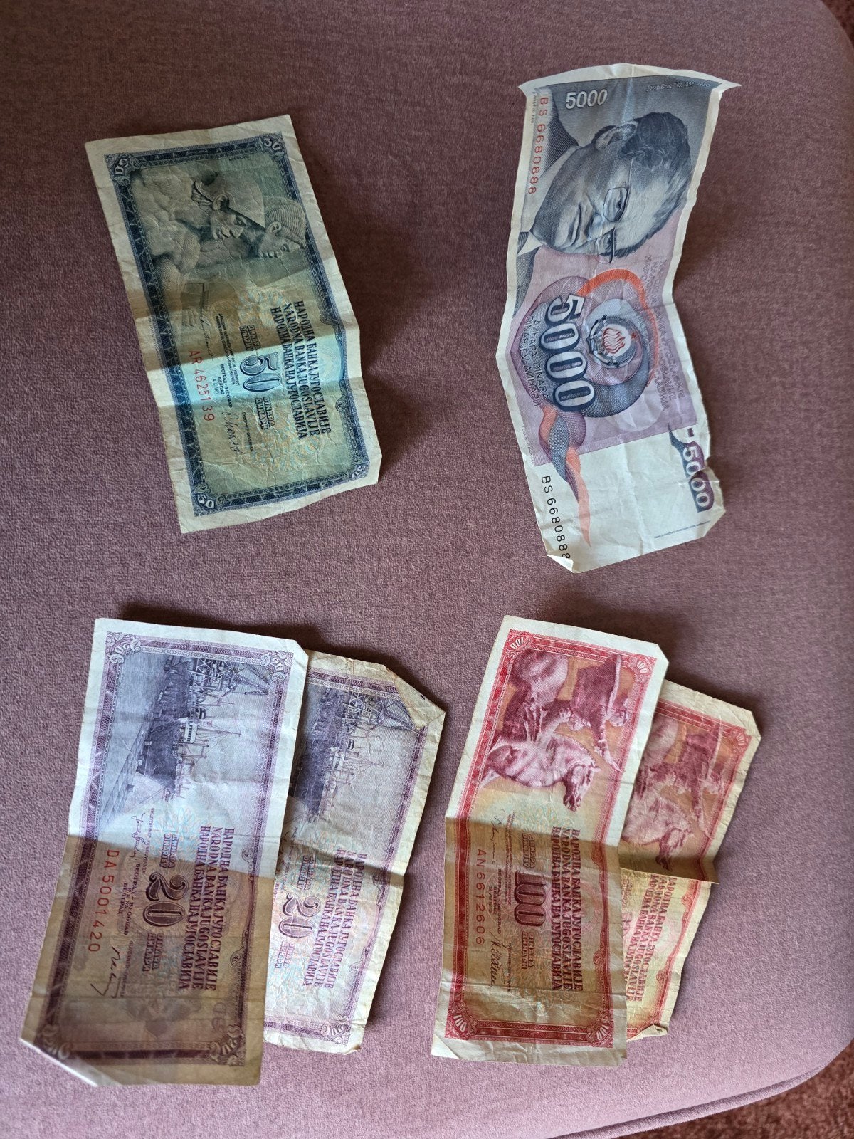 Set van 4 oude Joegoslavische bankbiljetten, Ophalen of Verzenden, Setje