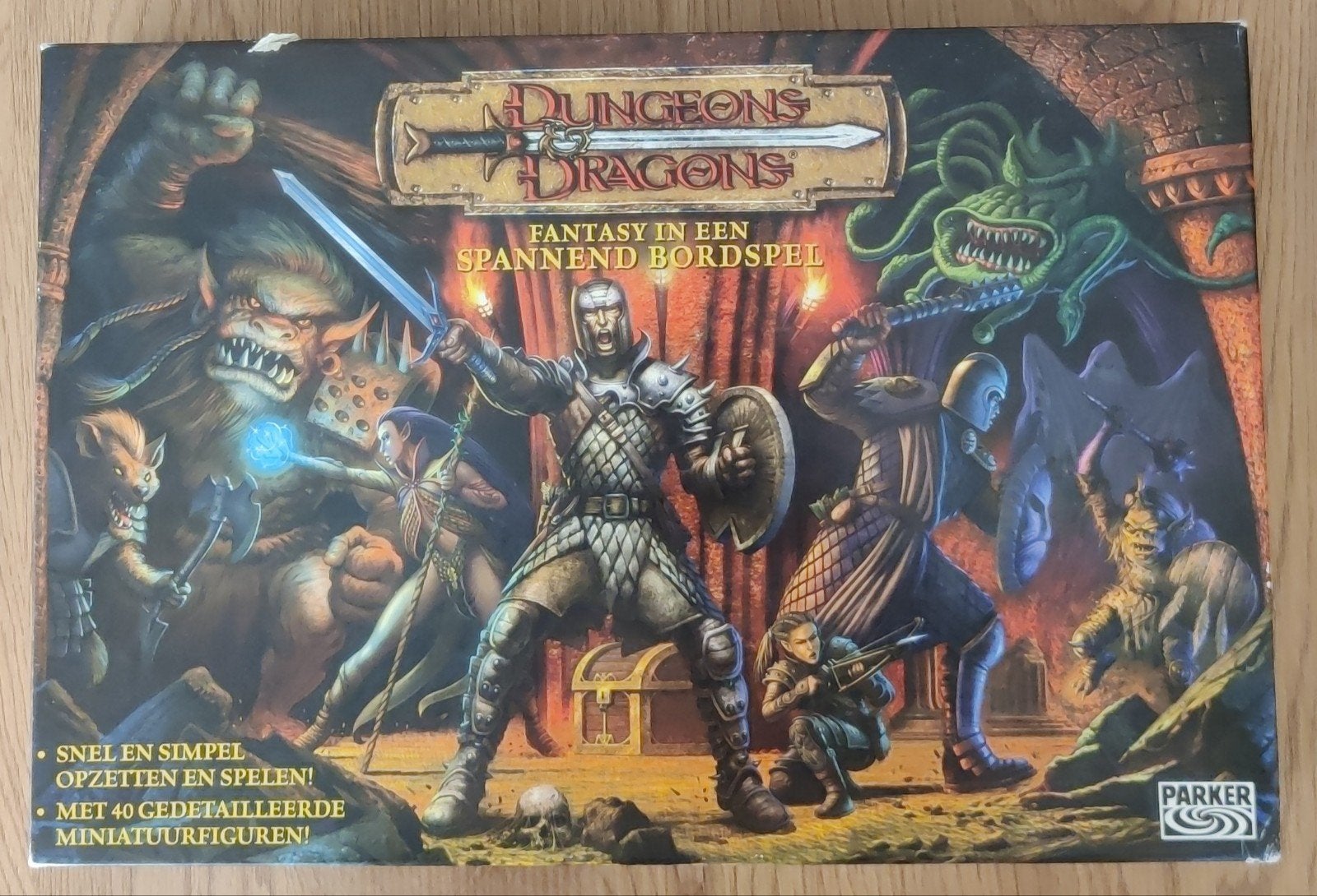 Dungeons & Dragons: Het Bordspel (2003), Drie of vier spelers, Ophalen, Gebruikt, Parker / Hasbro