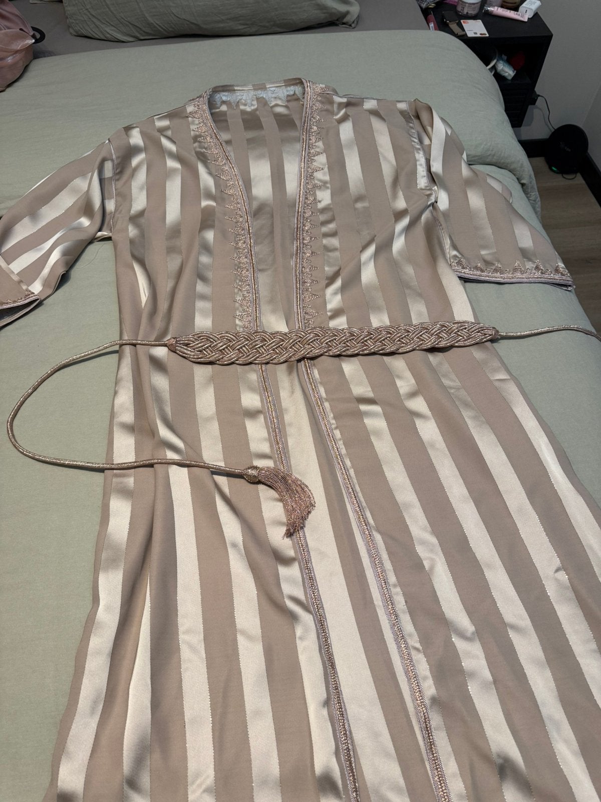 Marokkaanse kimono (traditioneel), Ophalen of Verzenden, Zo goed als nieuw, Onder de knie