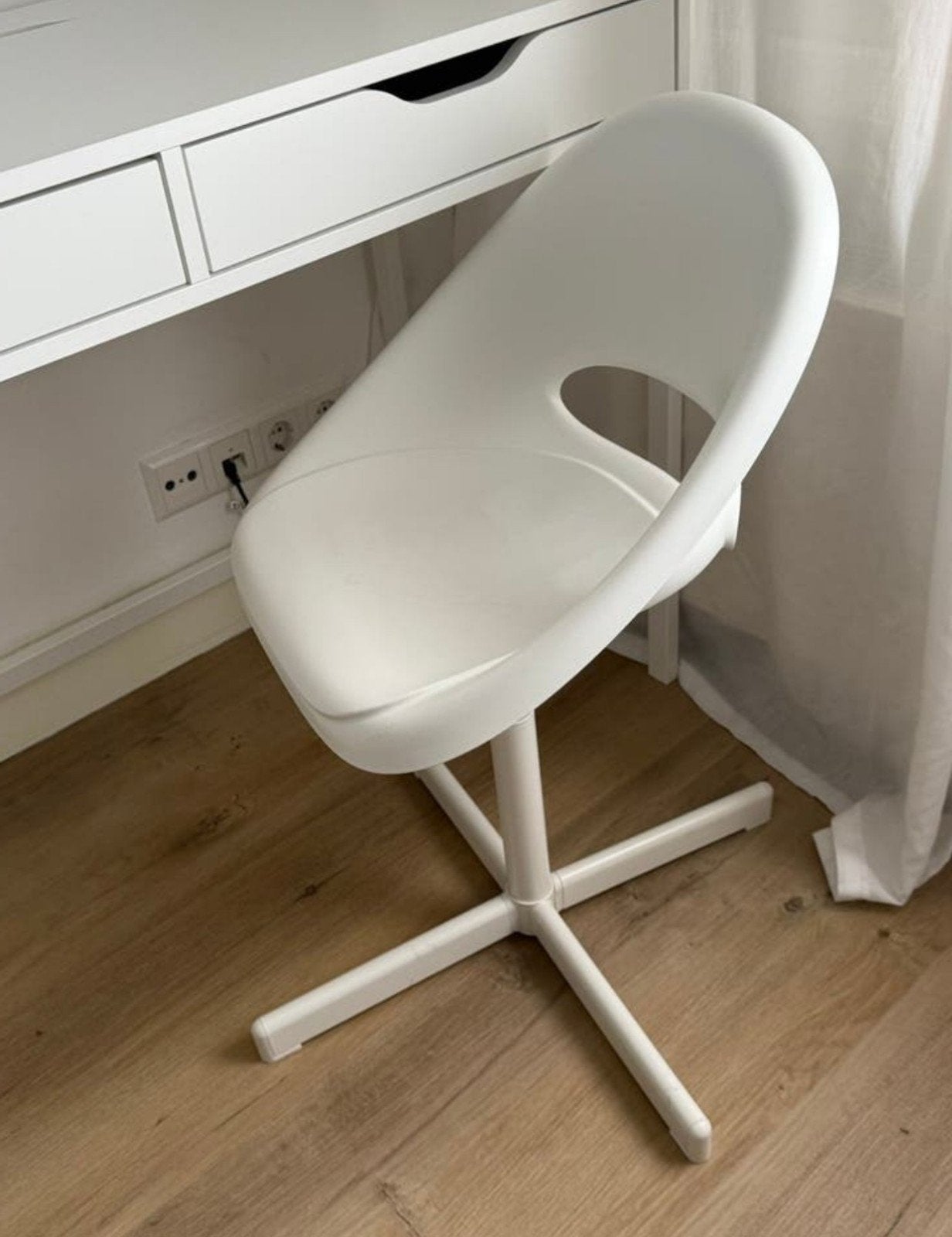 LOBERGET / SIBBEN IKEA Witte Kinderbureaustoel, Ophalen of Verzenden, Gebruikt, Wit, Bureaustoel