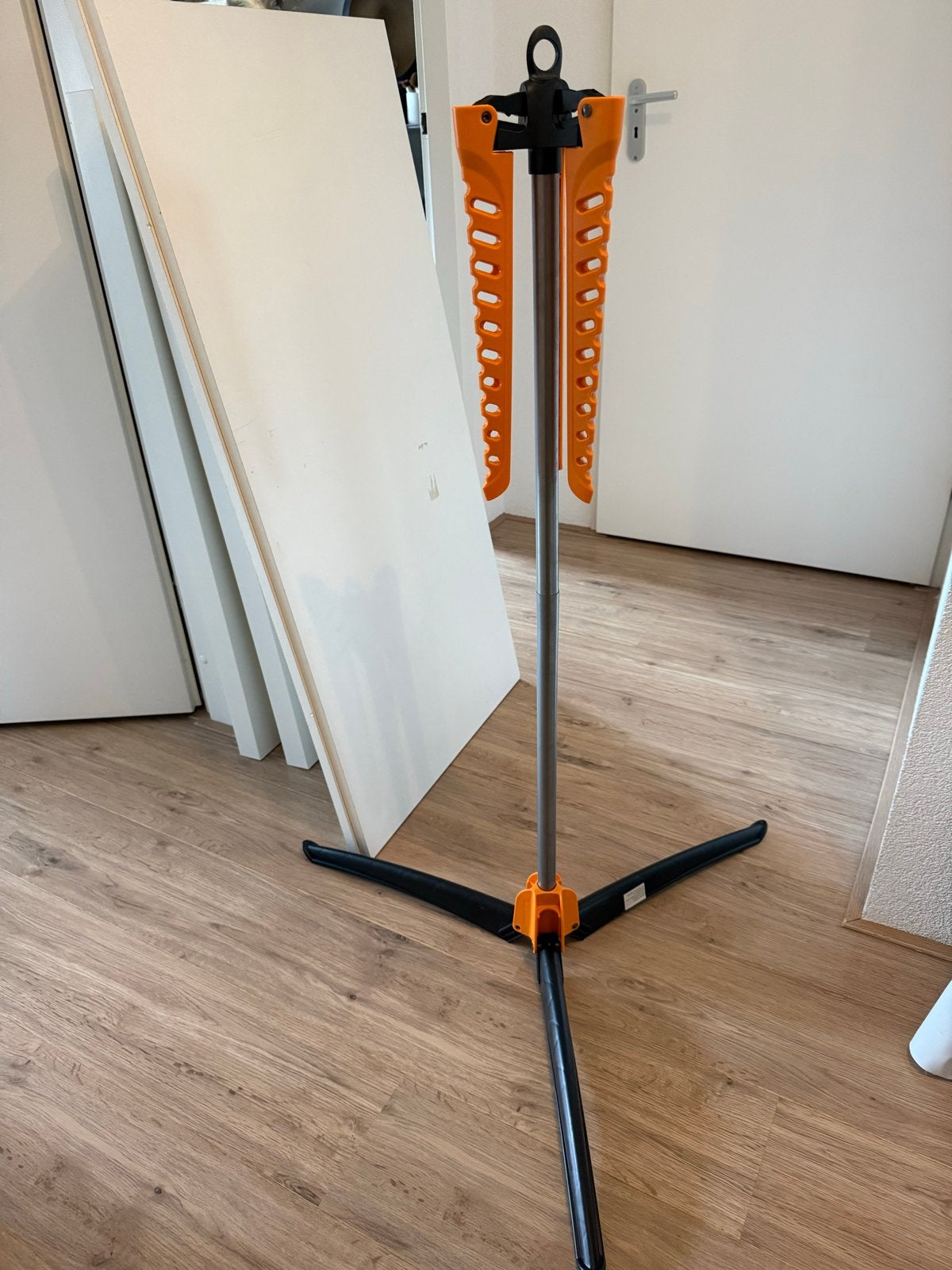 Staand inklapbaar droogrek voor hangwas, Ophalen, Zo goed als nieuw, Oranje, Kunststof