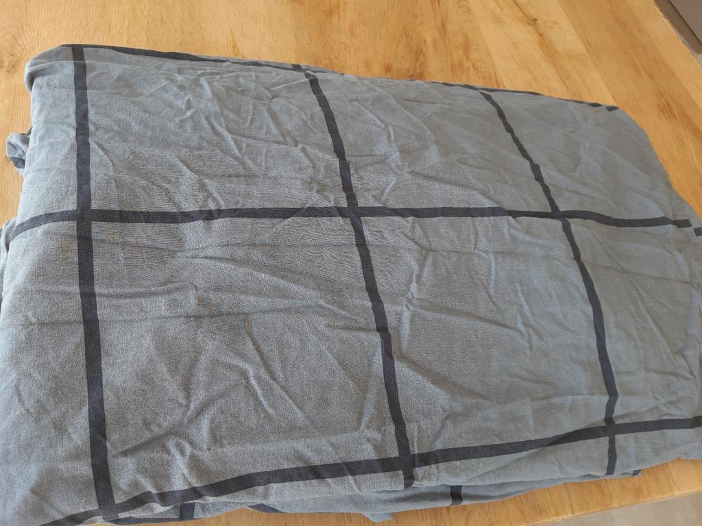 Grijs geruit dekbedovertrek - 2 persoons 220x210 cm, Gebruikt, Dekbedovertrek, Tweepersoons, Ophalen of Verzenden