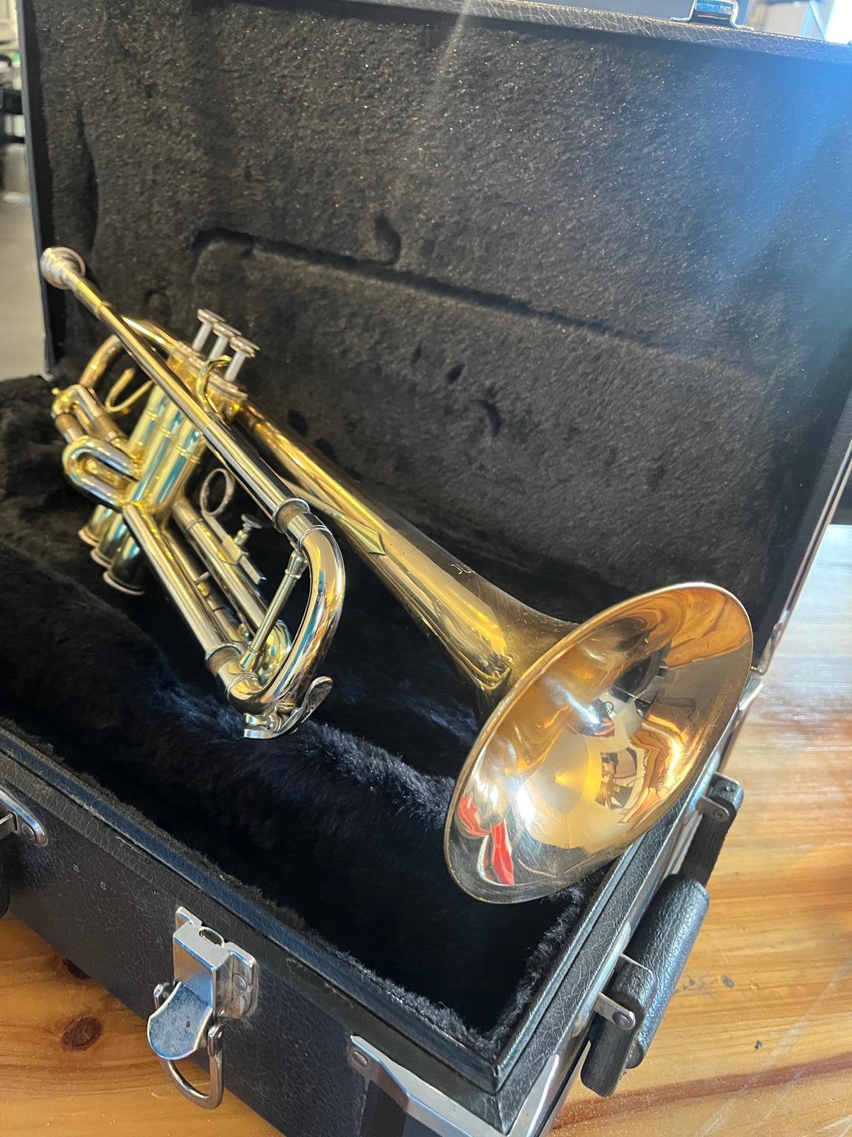Jupiter JTR-606MR Bb-trompet – met koffer en accessoires, Muziek en Instrumenten, Ophalen of Verzenden, Gebruikt, Bes-trompet