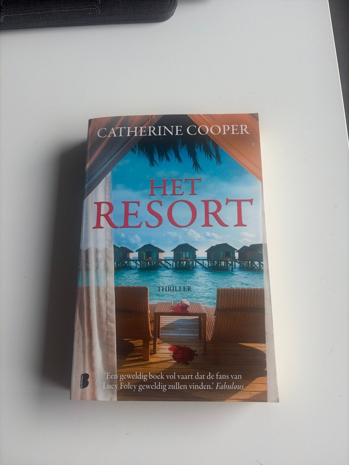 Het Resort - Catherine Cooper (Thriller), Ophalen of Verzenden, Gelezen, Europa overig