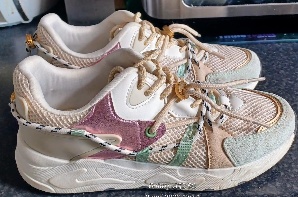 Bluebox Dames Sneakers Mt.38/EU, Blue Box, Overige kleuren, Ophalen of Verzenden, Sneakers of Gympen