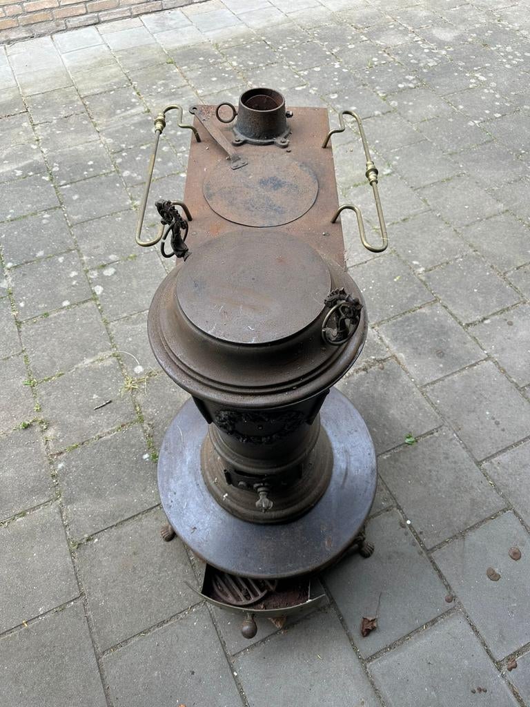 Mooie oude potkachel met kookplaat, Huis en Inrichting, Kachels, Ophalen of Verzenden, Hout, Houtkachel