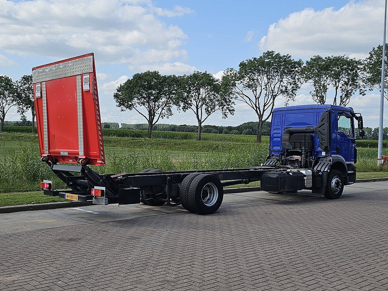 M.A.N. 12.250 TGM taillift only 280 km, Auto's, Automaat, Euro 6, Blauw, MAN