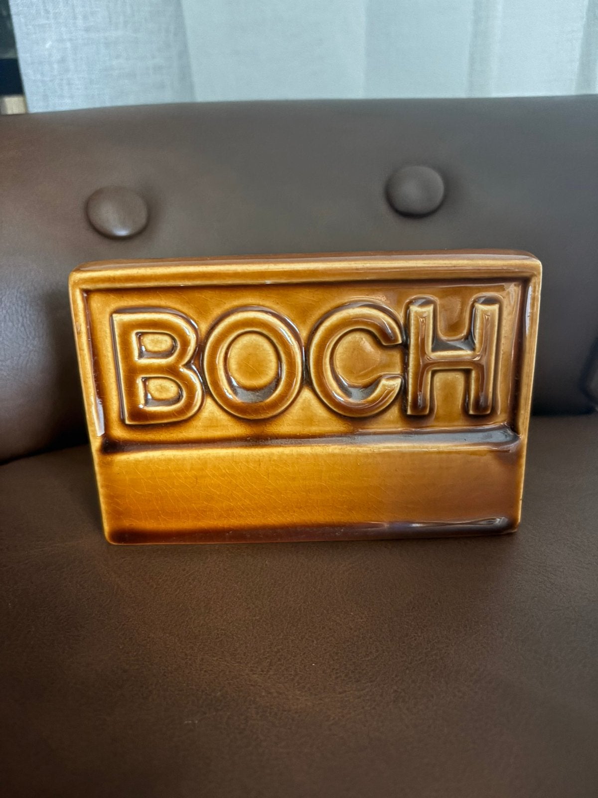 Nieuw vintage Boch Porselein presenteer plaatje., Ophalen of Verzenden, Zo goed als nieuw, Steen, Aardewerk of Keramiek, Dier