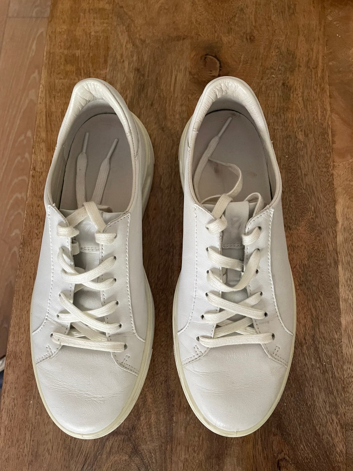 Ecco sneakers wit maat 40, Wit, Ophalen of Verzenden, Sneakers of Gympen, Gedragen
