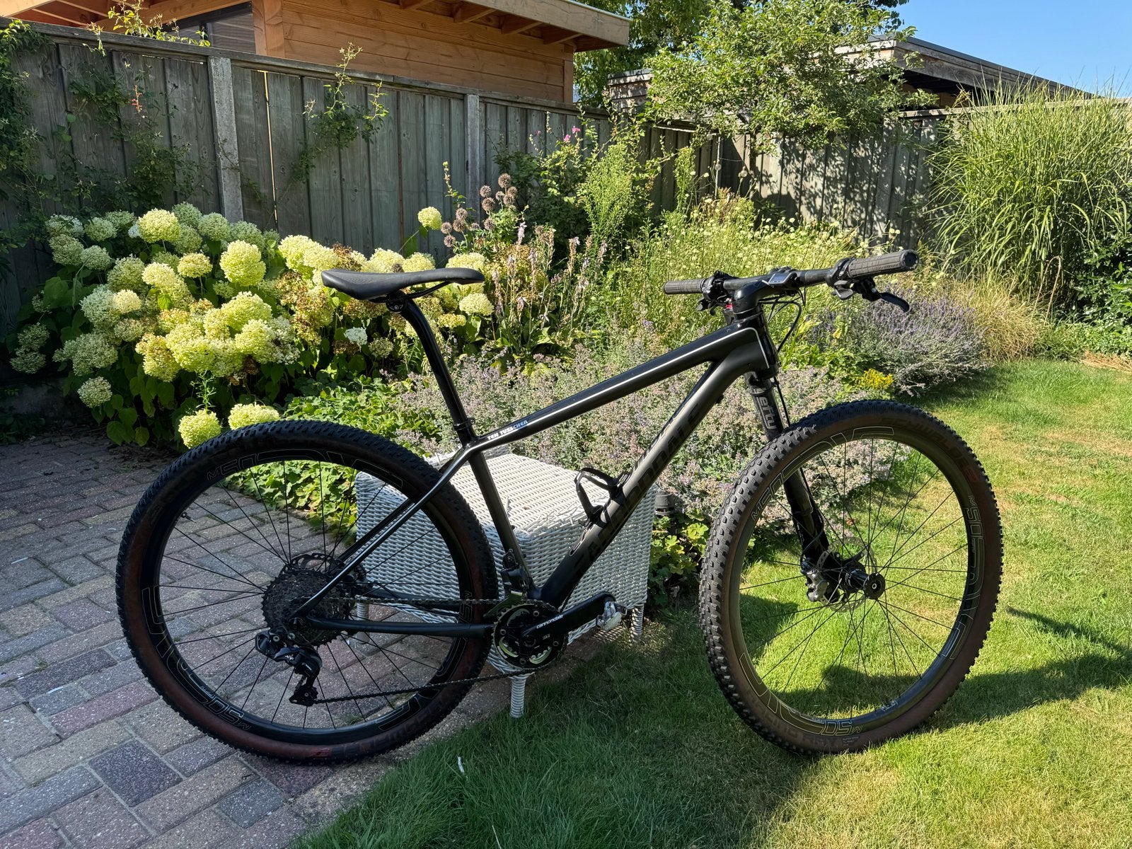 Cannondale F-Si Hi-MOD Black Inc - 29 inch - Maat M, Hardtail, Heren, Zo goed als nieuw, Schijfrem