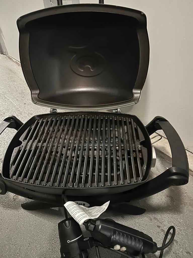 Weber elektrische barbecue Q1400 - Zo goed als nieuw, Tuin en Terras, Ophalen of Verzenden, Zo goed als nieuw