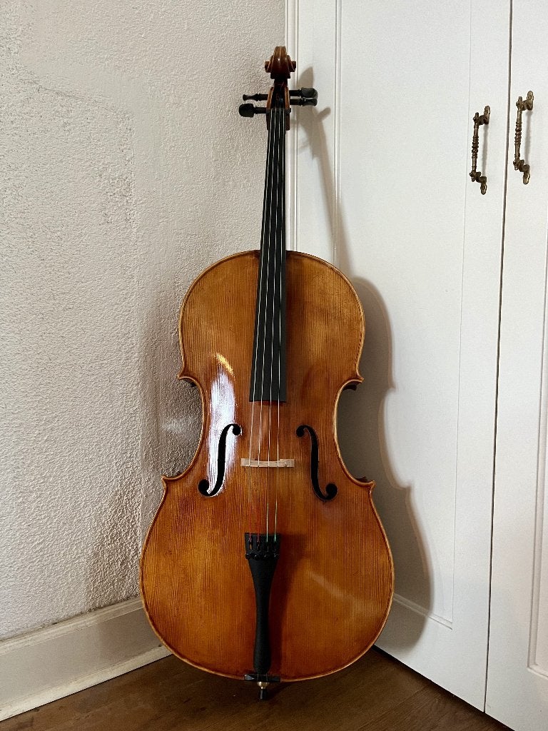 Prachtige handgemaakte Hongaarse cello, Muziek en Instrumenten, Strijkinstrumenten | Cello's, Ophalen, Zo goed als nieuw, 4/4-cello