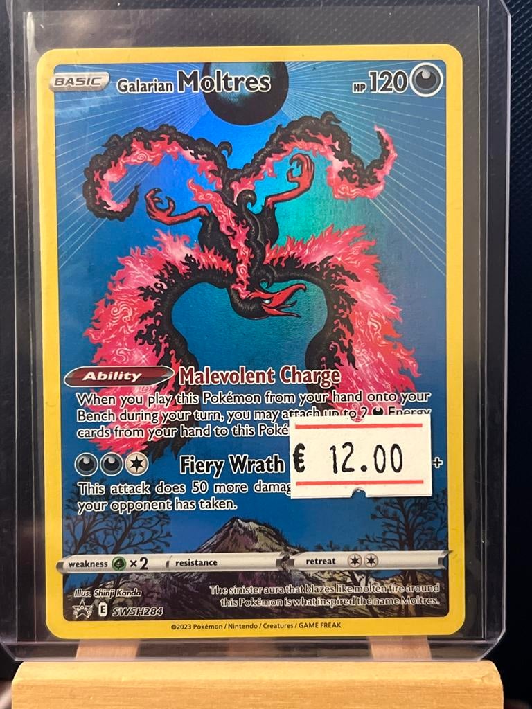 Pokémon Kaart Galarian Moltres V SWSH284 Foil, Hobby en Vrije tijd, Verzamelkaartspellen | Pokémon, Ophalen of Verzenden, Zo goed als nieuw