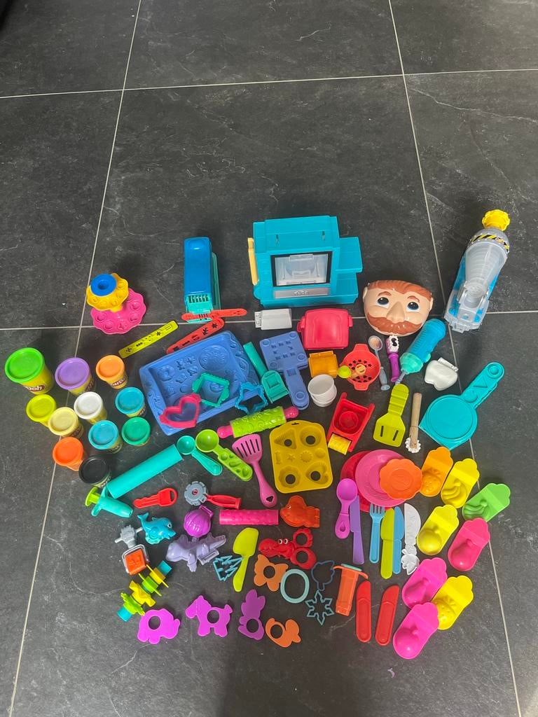 Grote set klei en toebehoren voor creatief speelplezier, Ophalen, Gebruikt, Knutselen