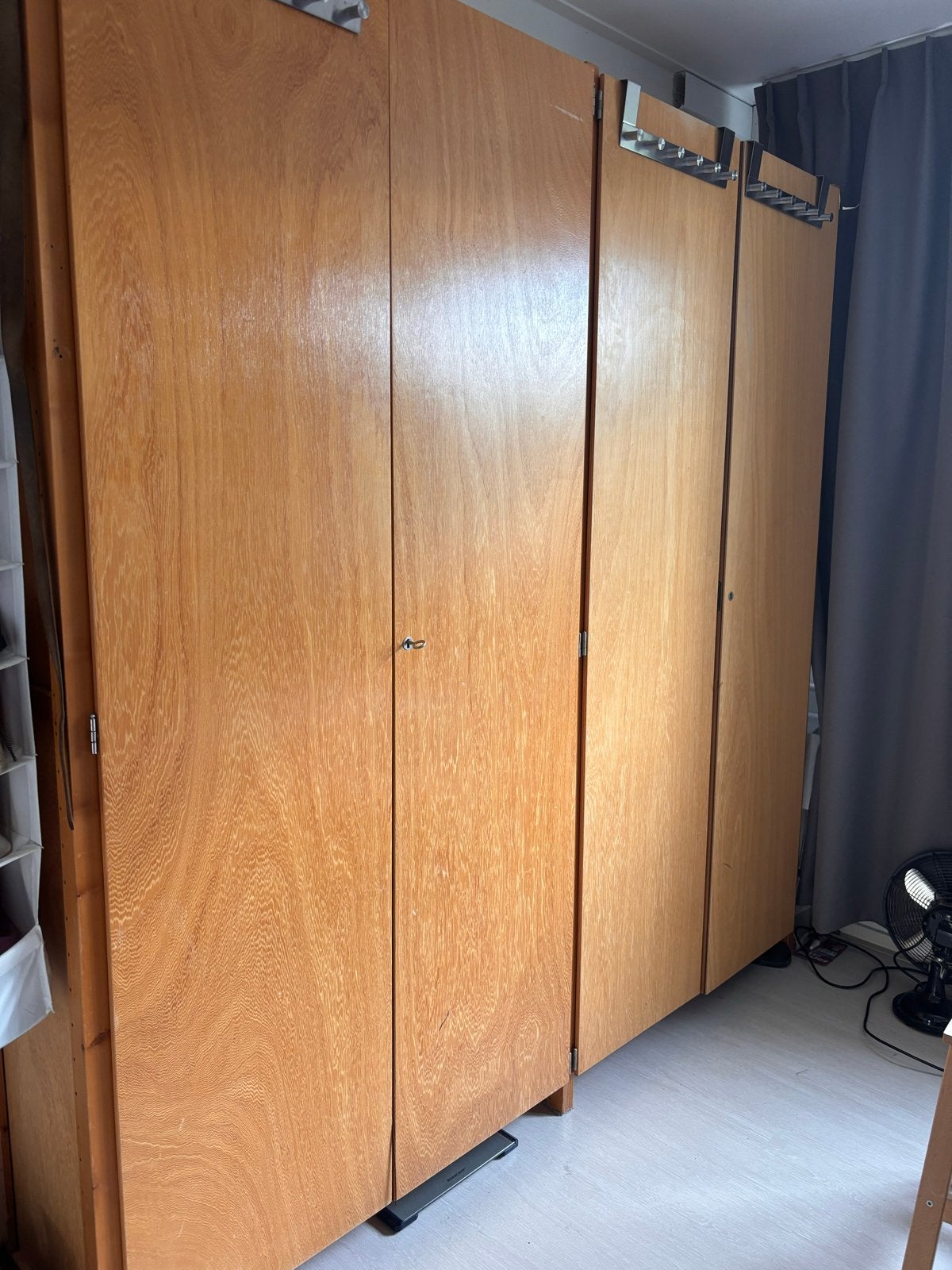 Lundia kledingkast met planken, Huis en Inrichting, Kasten | Kledingkasten, Ophalen, Met plank(en), Gebruikt, 100 tot 150 cm