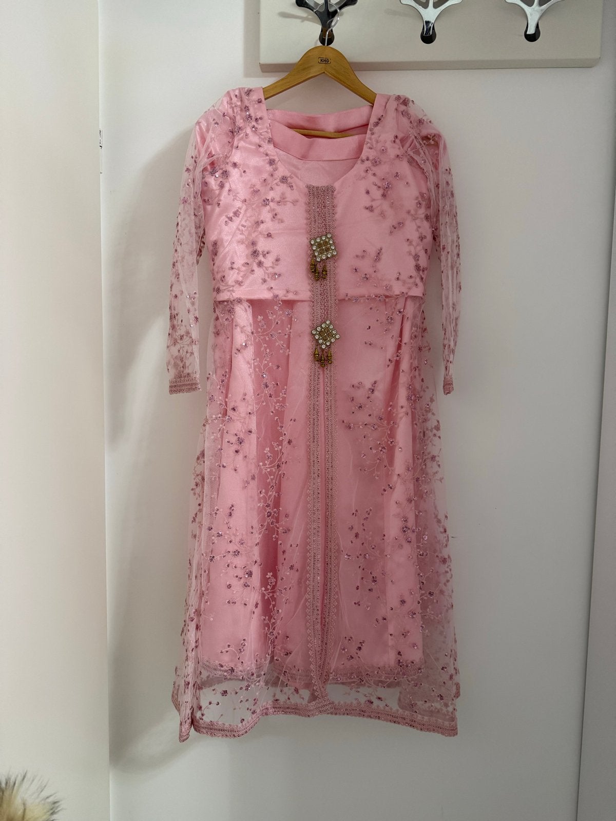 Roze Indiase suit, één keer gedragen, Kleding | Dames, Gelegenheidskleding, Ophalen, Zo goed als nieuw, Roze, Overige typen