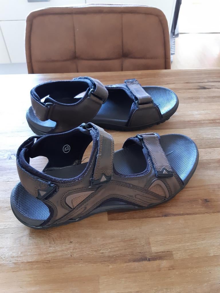 Sandalen Human Nature Maat 42, Sandalen, Bruin, Ophalen of Verzenden, Zo goed als nieuw