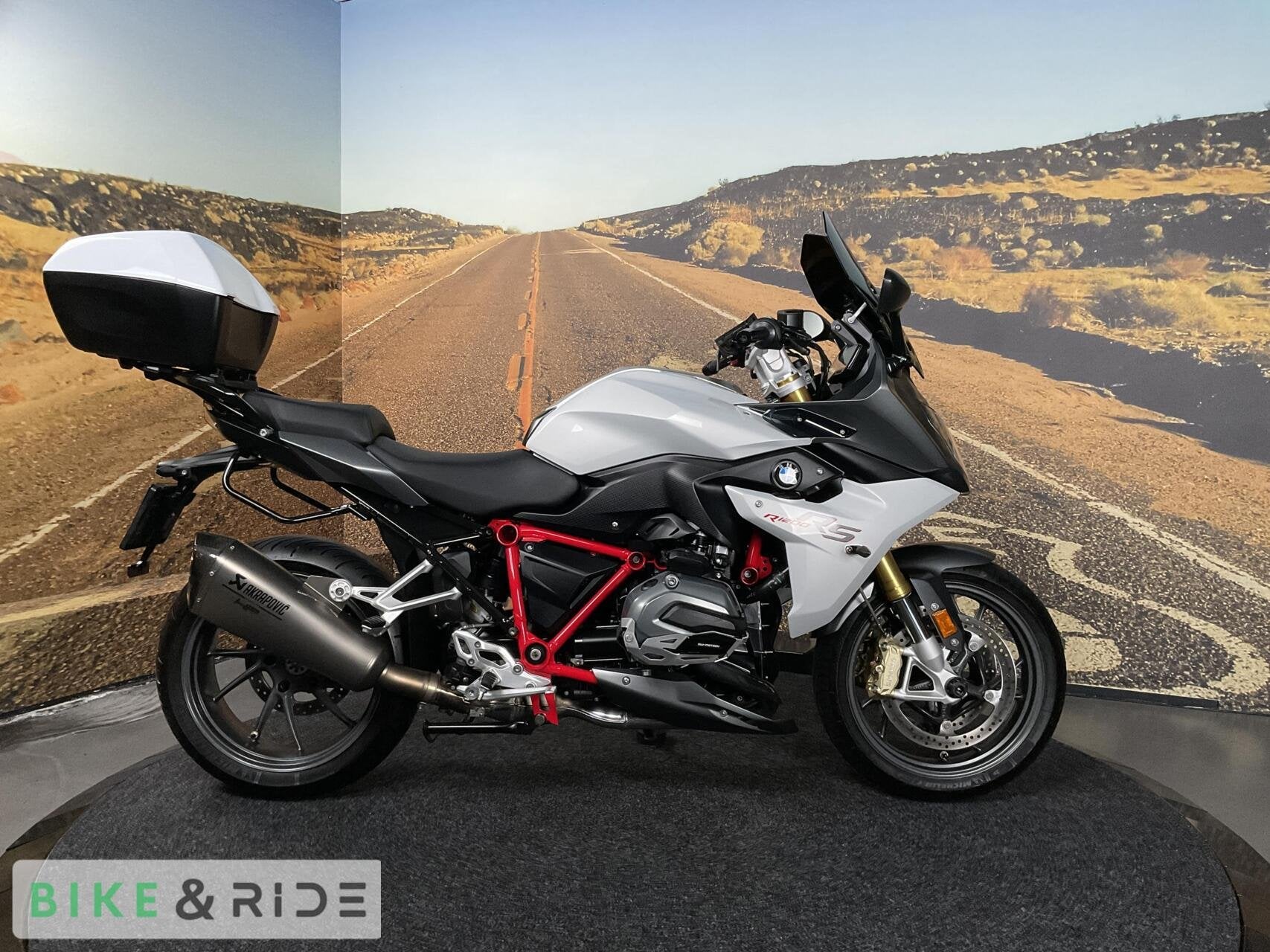 BMW R 1200 RS - Akra - Topkoffer, Motoren, Motoren | BMW, Bedrijf, Toermotor, meer dan 35 kW, Cruise Control, Handvatverwarming