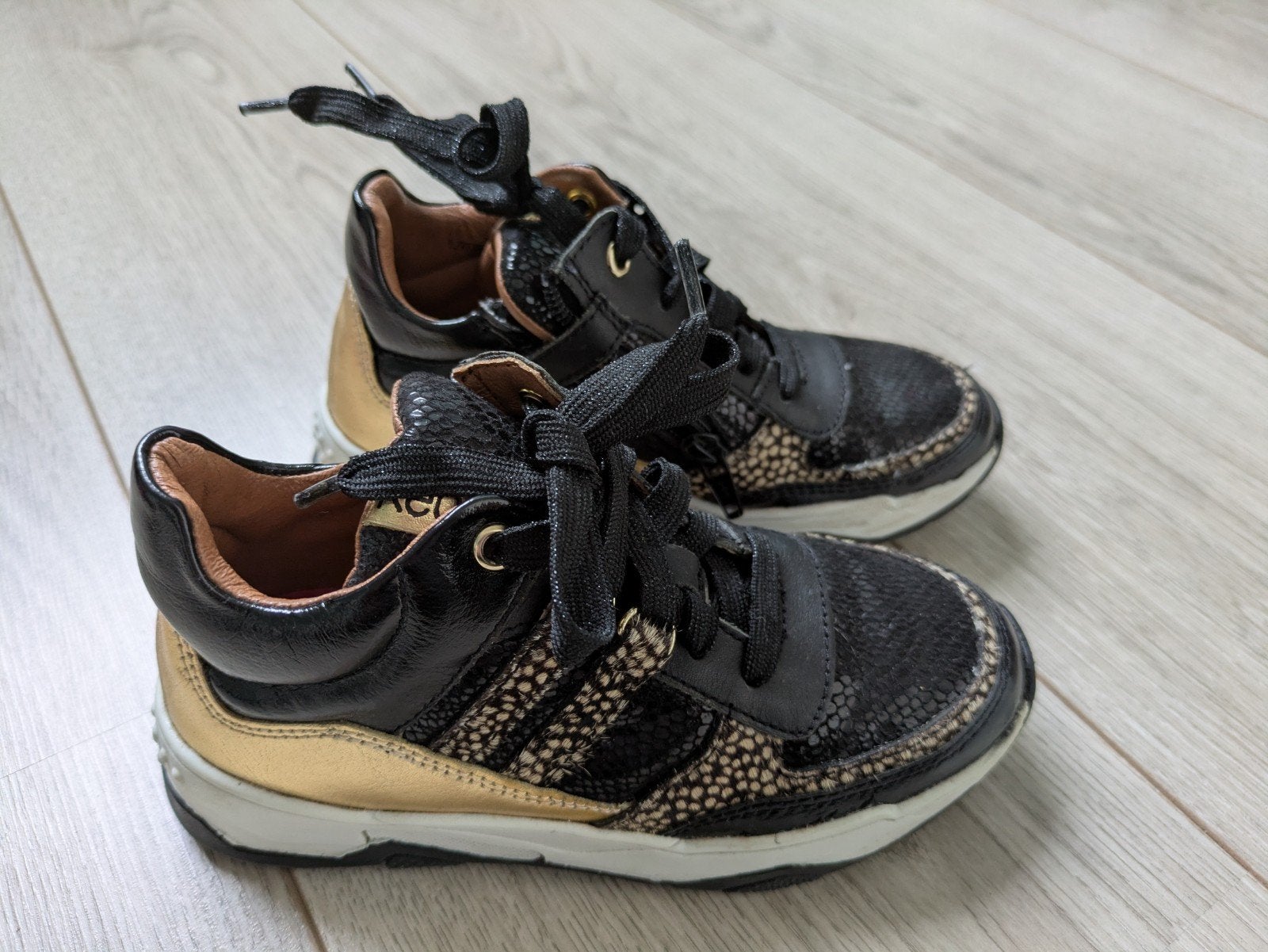 Nieuwe Keq sneakers maat 30, Ophalen, Meisje, Keq, Schoenen