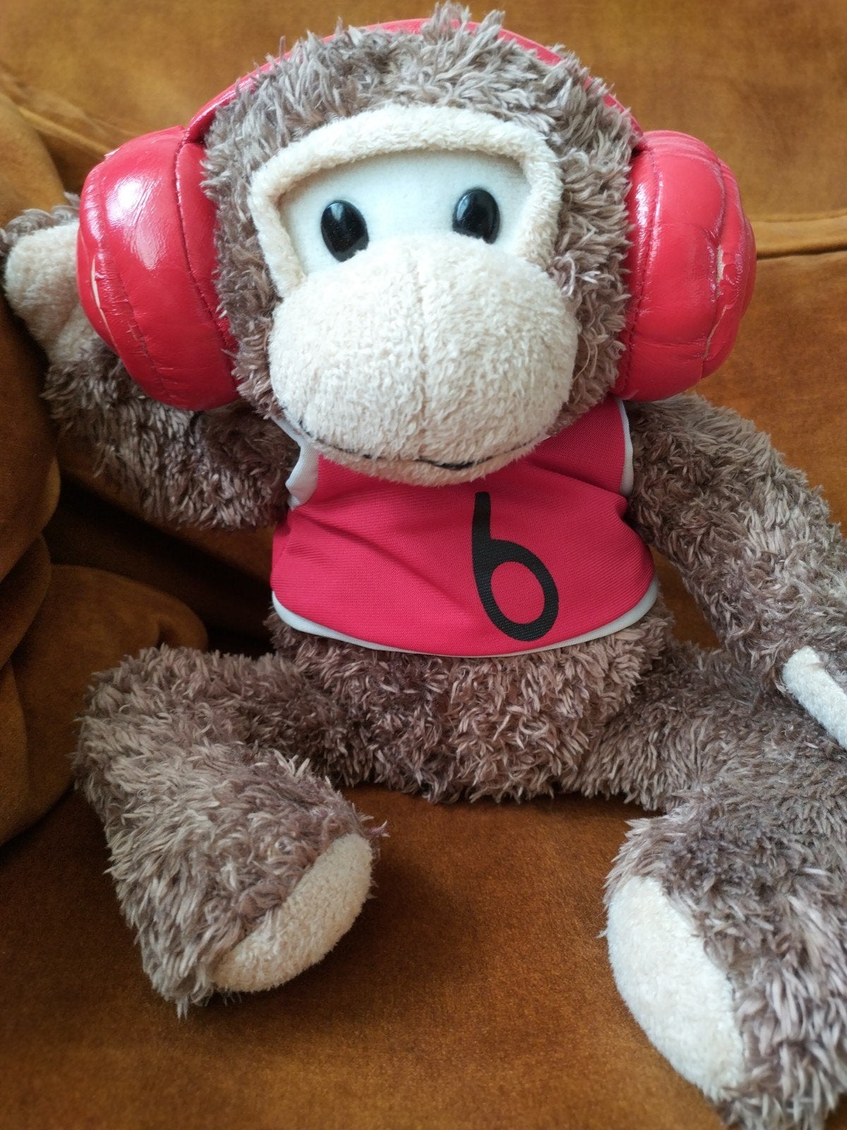 Beats by Dr. Dre Aap Knuffel met Koptelefoon, Kinderen en Baby's, Overige merken, Overige karakters, Ophalen of Verzenden, Zo goed als nieuw