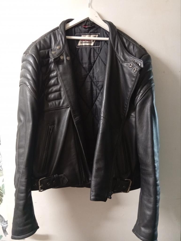 Leren motorpak (jas en broek) - Merk en maat onbekend( xxl), Motoren, Kleding | Motorkleding, Ophalen of Verzenden, Tweedehands