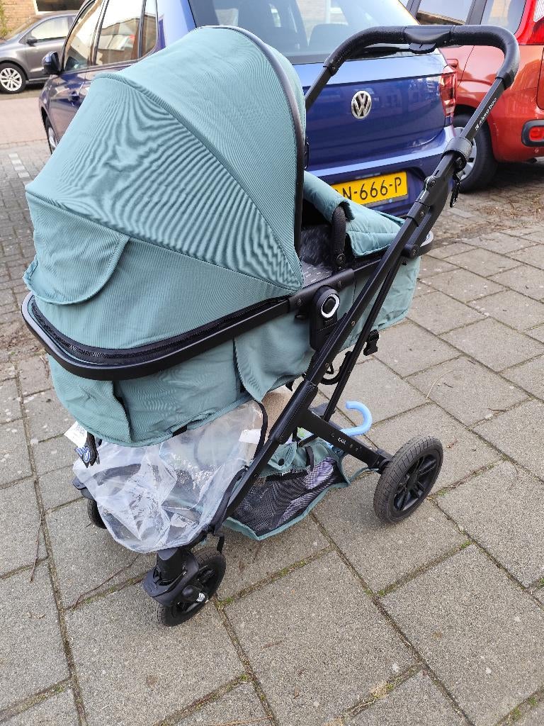 Kikkaboo kinderwagen met reiswieg – goede staat, Ophalen of Verzenden, Zo goed als nieuw, Overige merken, Met reiswieg