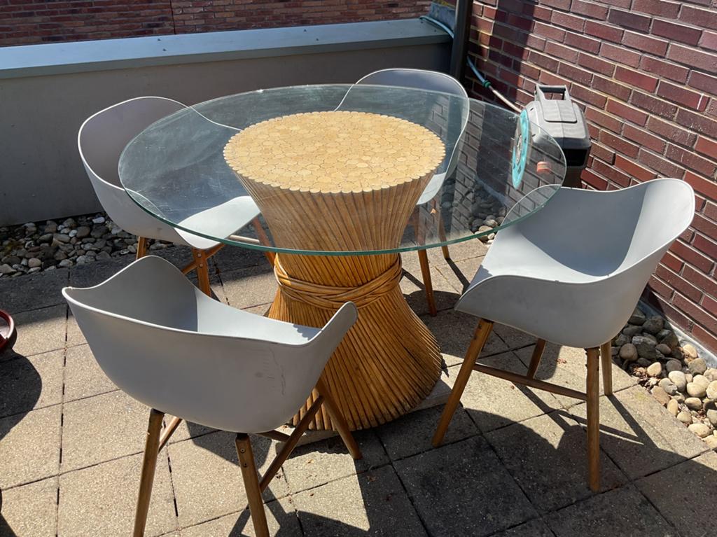 Tafel  met 4 comfortabele stoelen, Ophalen, 4 zitplaatsen, Gebruikt, Eettafel