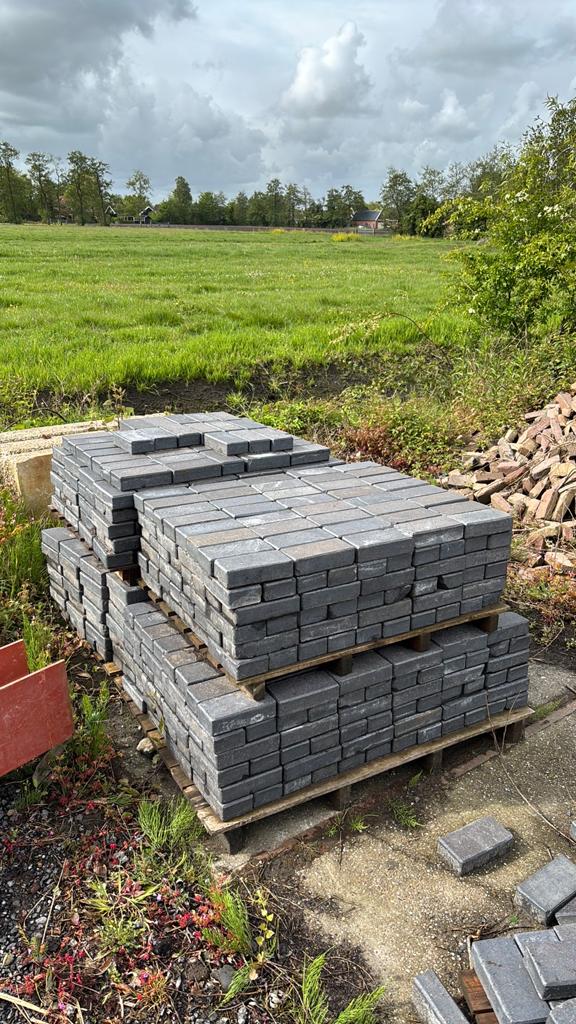 Antaciet gebakken klinkers, Ophalen, Zo goed als nieuw, Klinkers