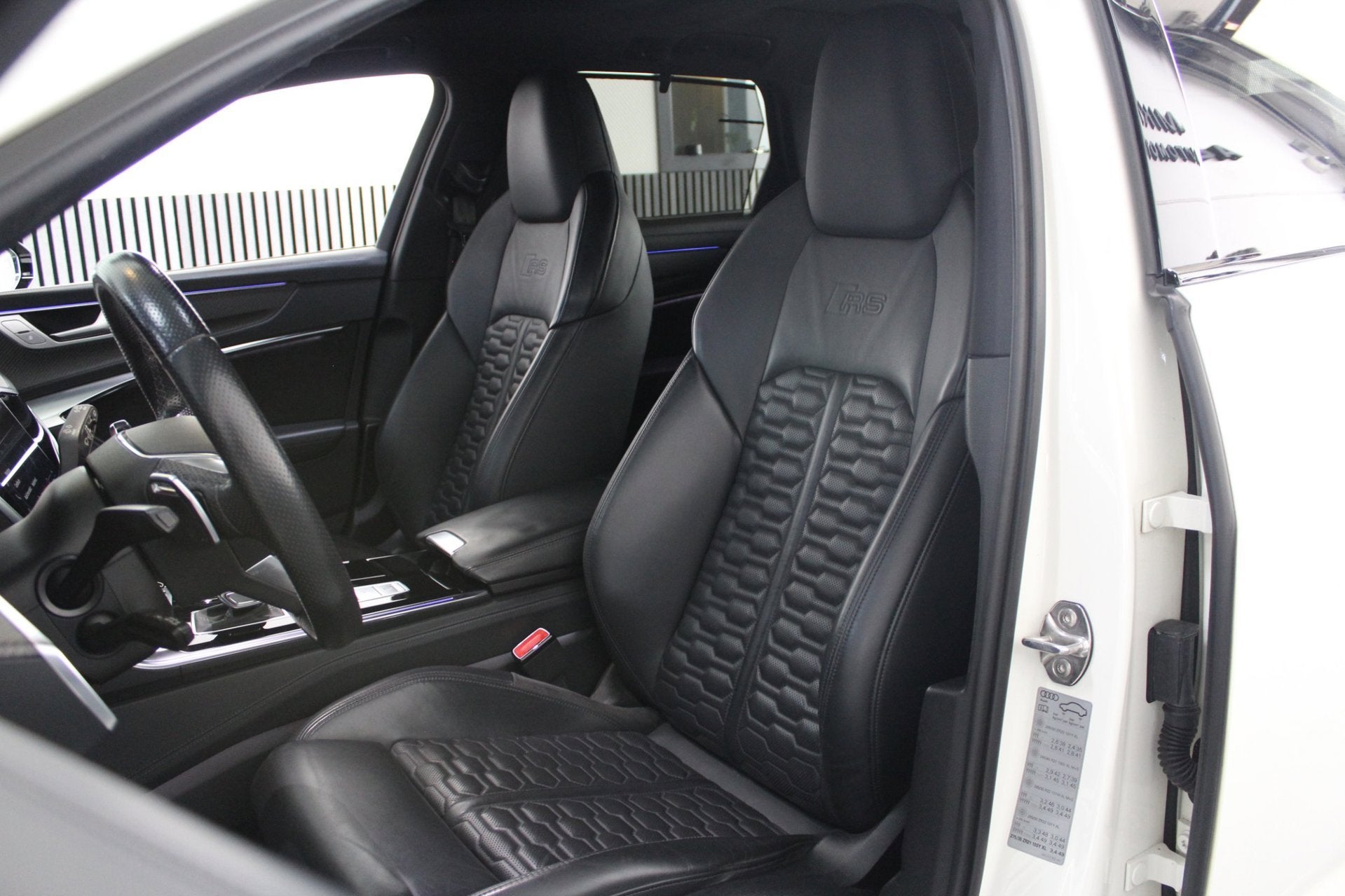 Audi A6 Avant RS 6 TFSI quattro | Panoramadak | Softclose |, Automaat, Dealer onderhouden, Gebruikt, Lichtsensor