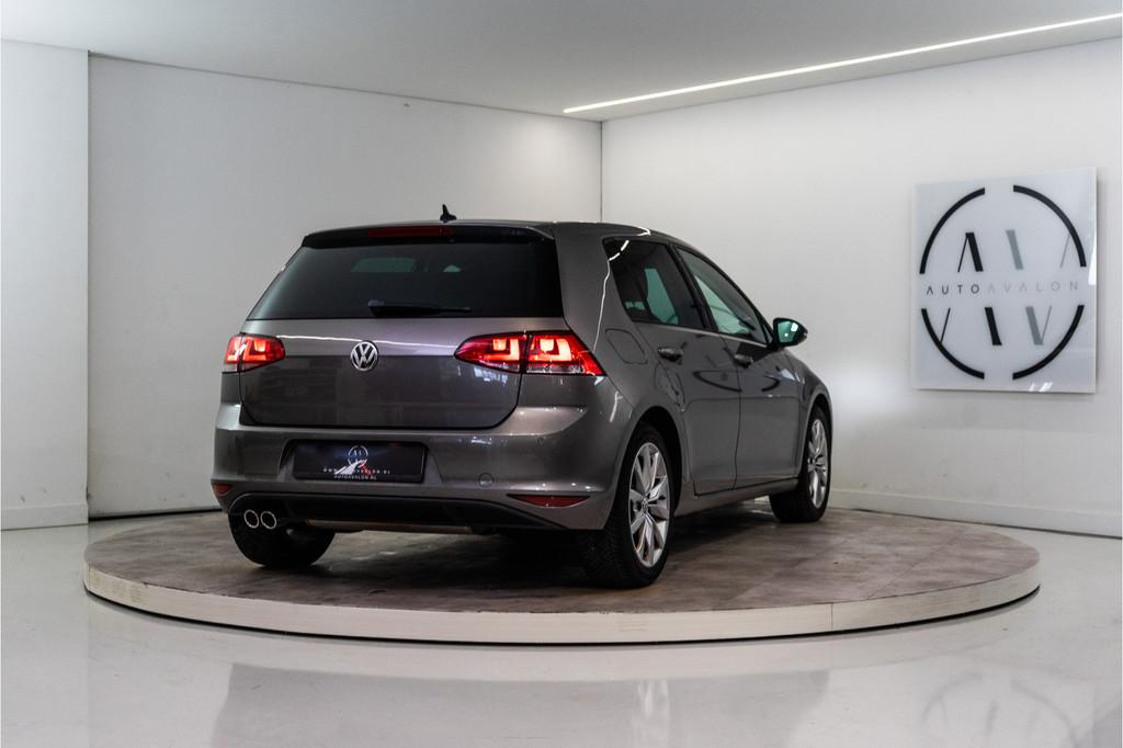 Volkswagen Golf 1.4 TSI ACT Highline 141PK | LED | Trekhaak, Auto's, 12 maanden, Gebruikt, 4 cilinders, Leder en Stof