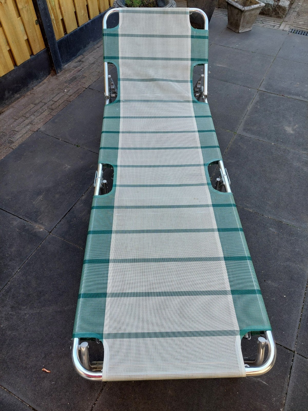 Ligbed lichtgewicht, Ophalen, Aluminium, Verstelbaar