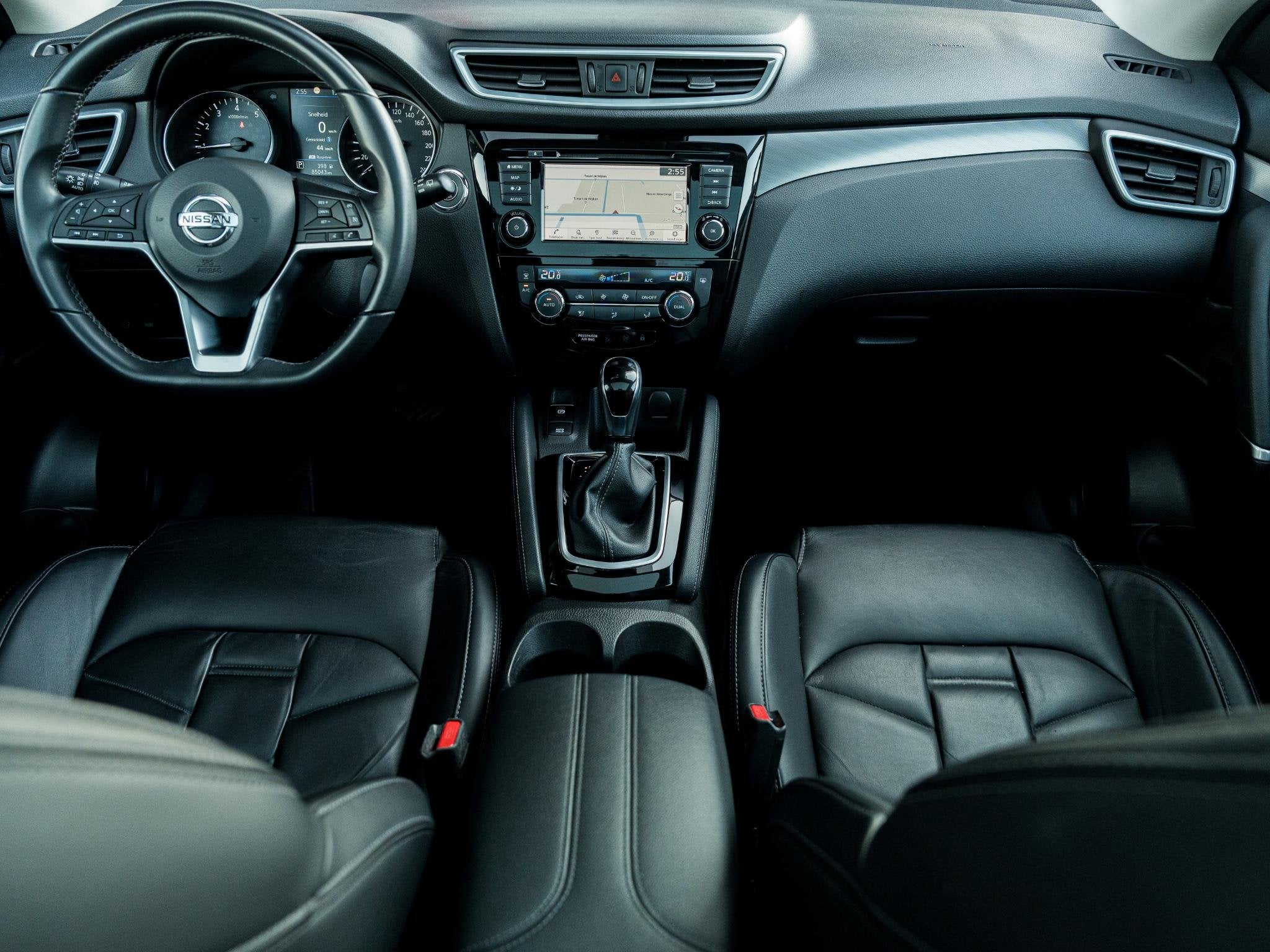 Nissan Qashqai 1.3 DIG-T Tekna Premium Edition 160PK | Leder, Auto's, Nissan, 12 maanden, Gebruikt, Euro 6, Zwart