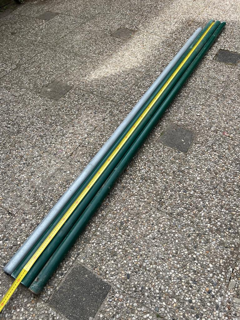 4x ronde metalen palen voor schutting, Ophalen, IJzer, Minder dan 3 meter, Minder dan 1 meter