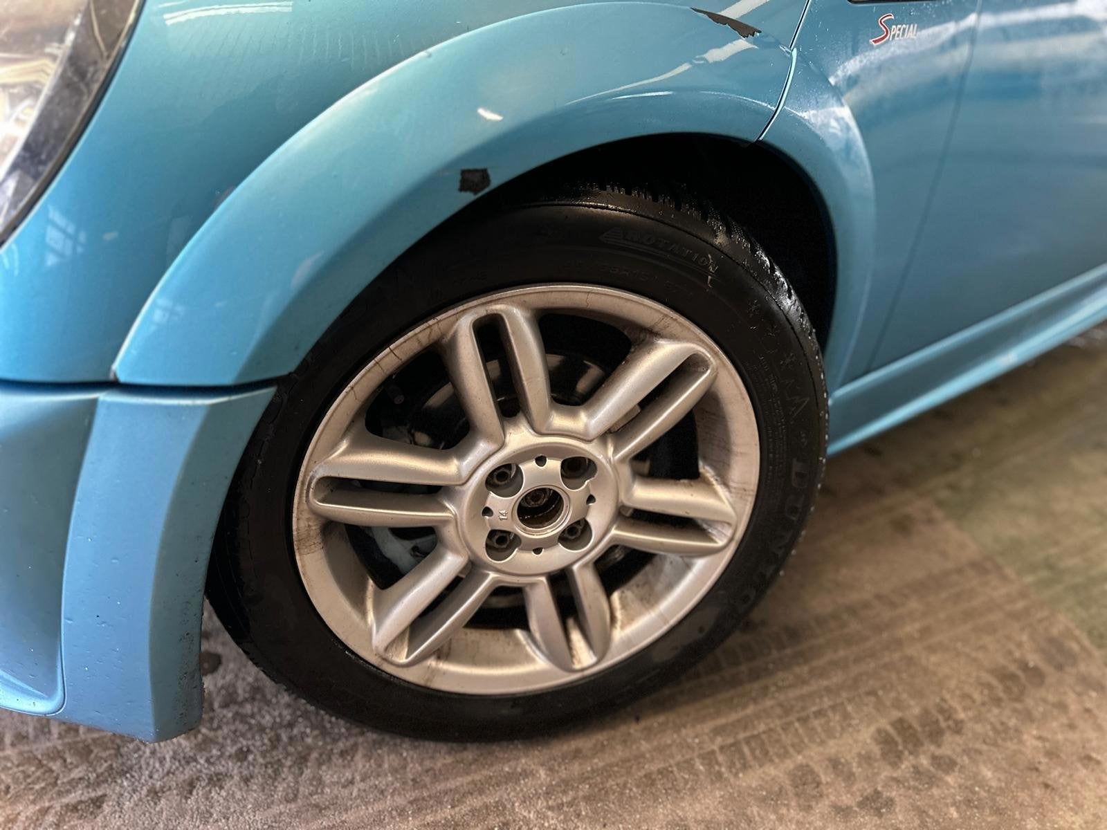 Mini Mini 1.6 Cooper Pepper | Cruise Control | Airco | LMV |, Auto's, Voorwielaandrijving, 15 km/l, Gebruikt, 4 cilinders